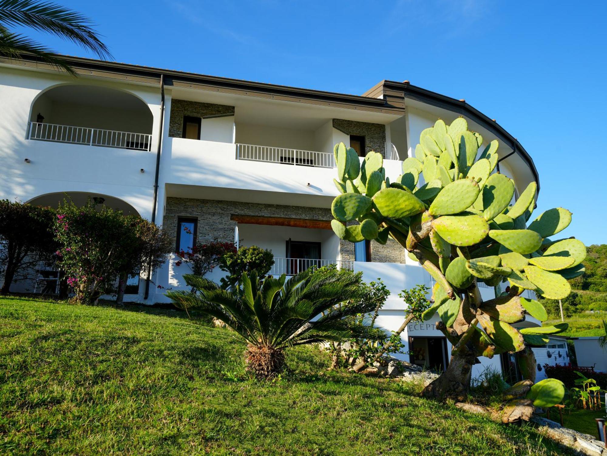 Luzia Agriresort Capo Vaticano Esterno foto