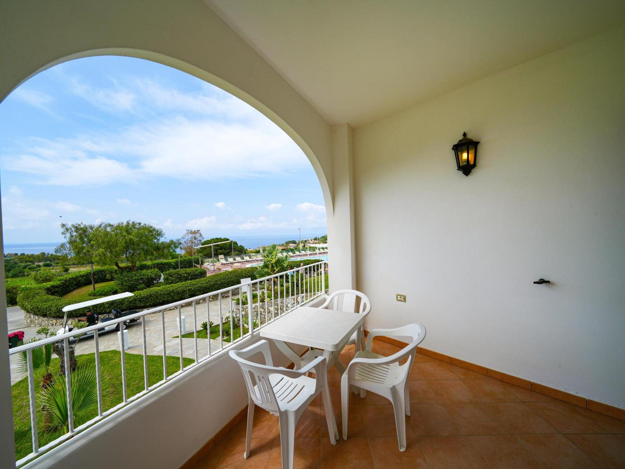 Luzia Agriresort Capo Vaticano Esterno foto