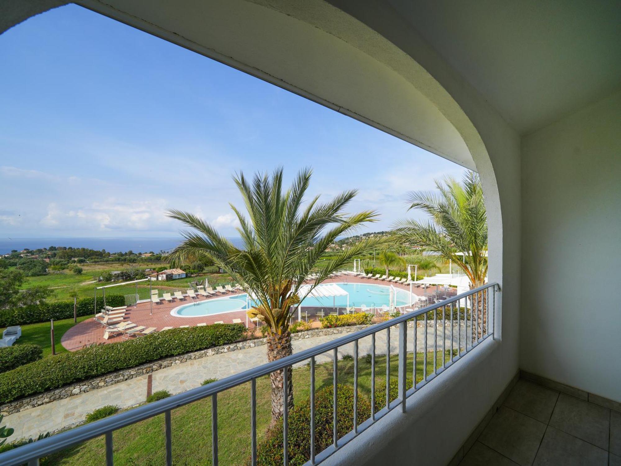 Luzia Agriresort Capo Vaticano Esterno foto