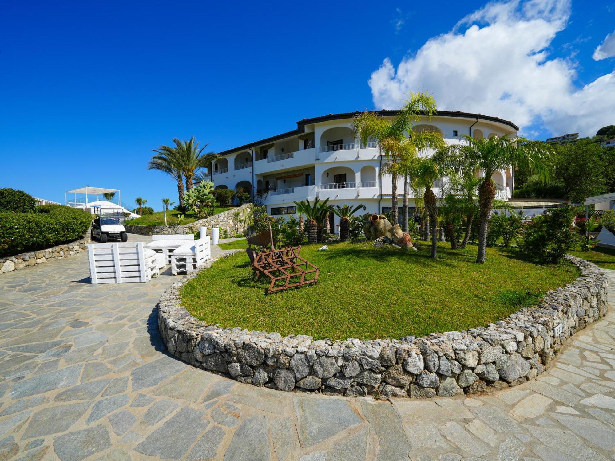 Luzia Agriresort Capo Vaticano Esterno foto