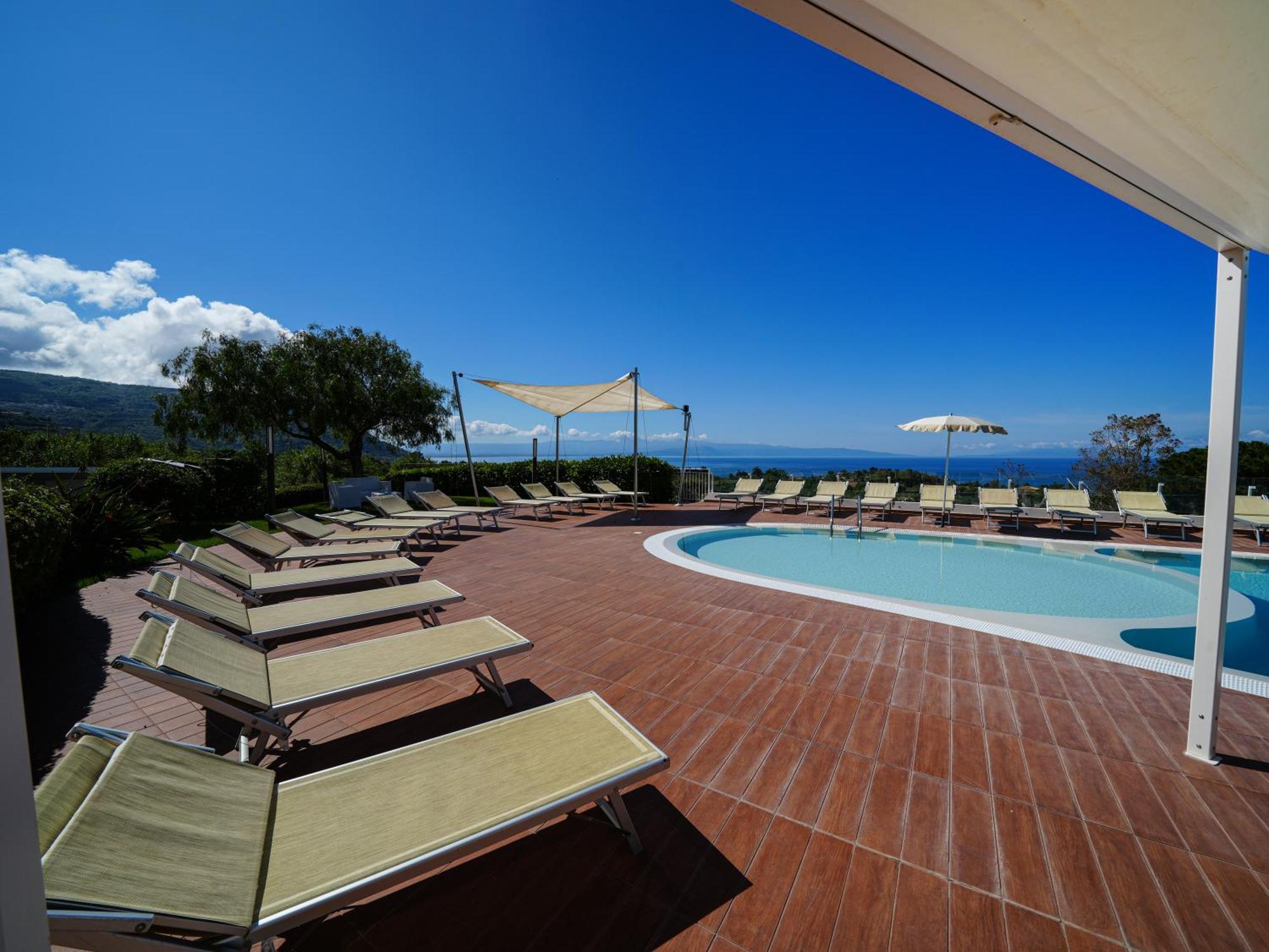 Luzia Agriresort Capo Vaticano Esterno foto