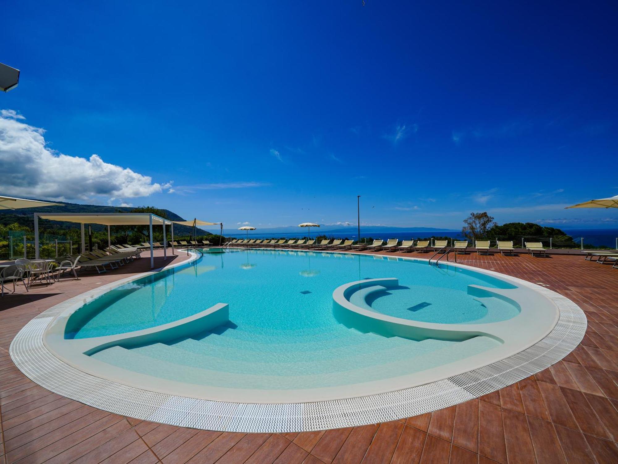 Luzia Agriresort Capo Vaticano Esterno foto