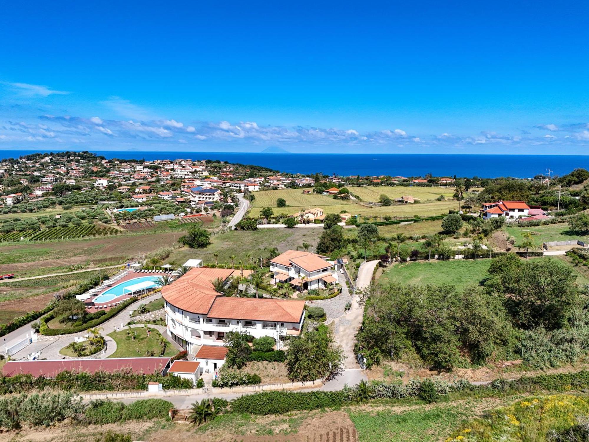 Luzia Agriresort Capo Vaticano Esterno foto
